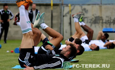 Грозненцы готовятся к матчу с "Рубином"