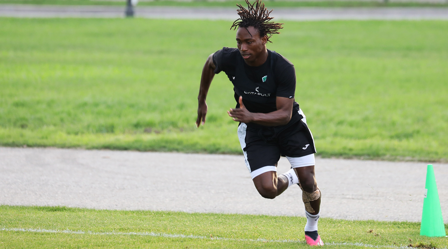 "Ахмат" провел предматчевую тренировку