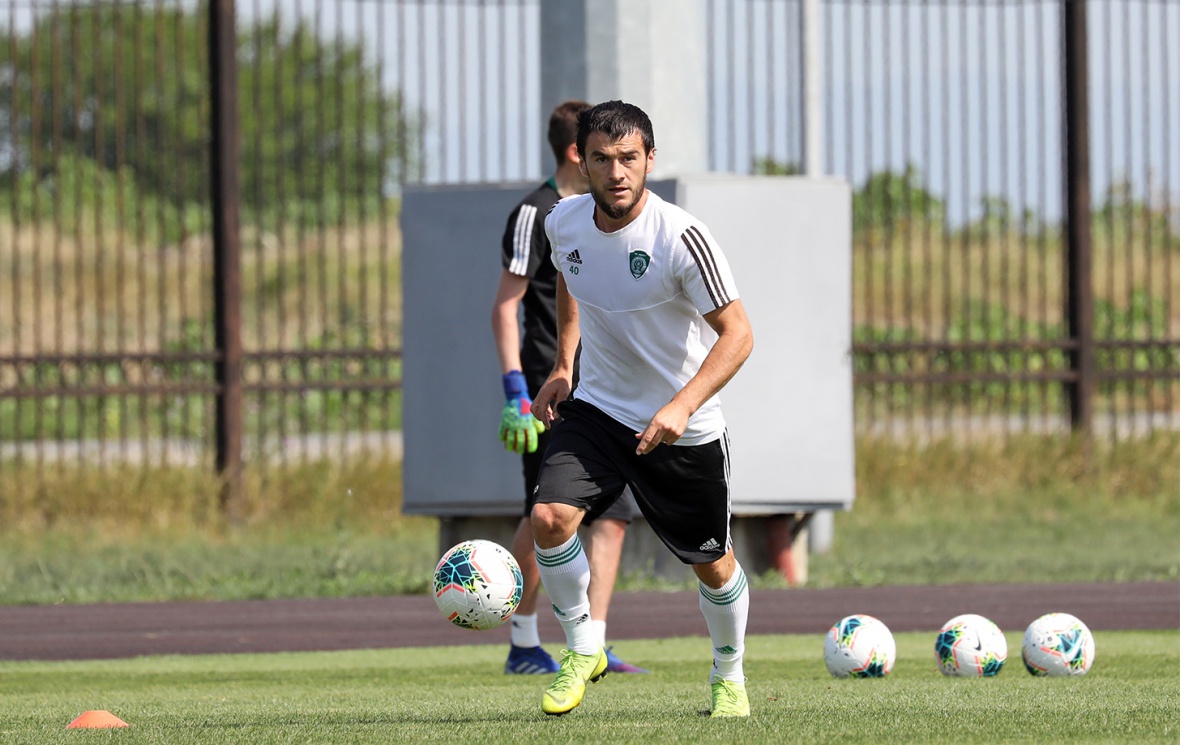 Фоторепортаж: Подготовка к матчу с "Уралом"