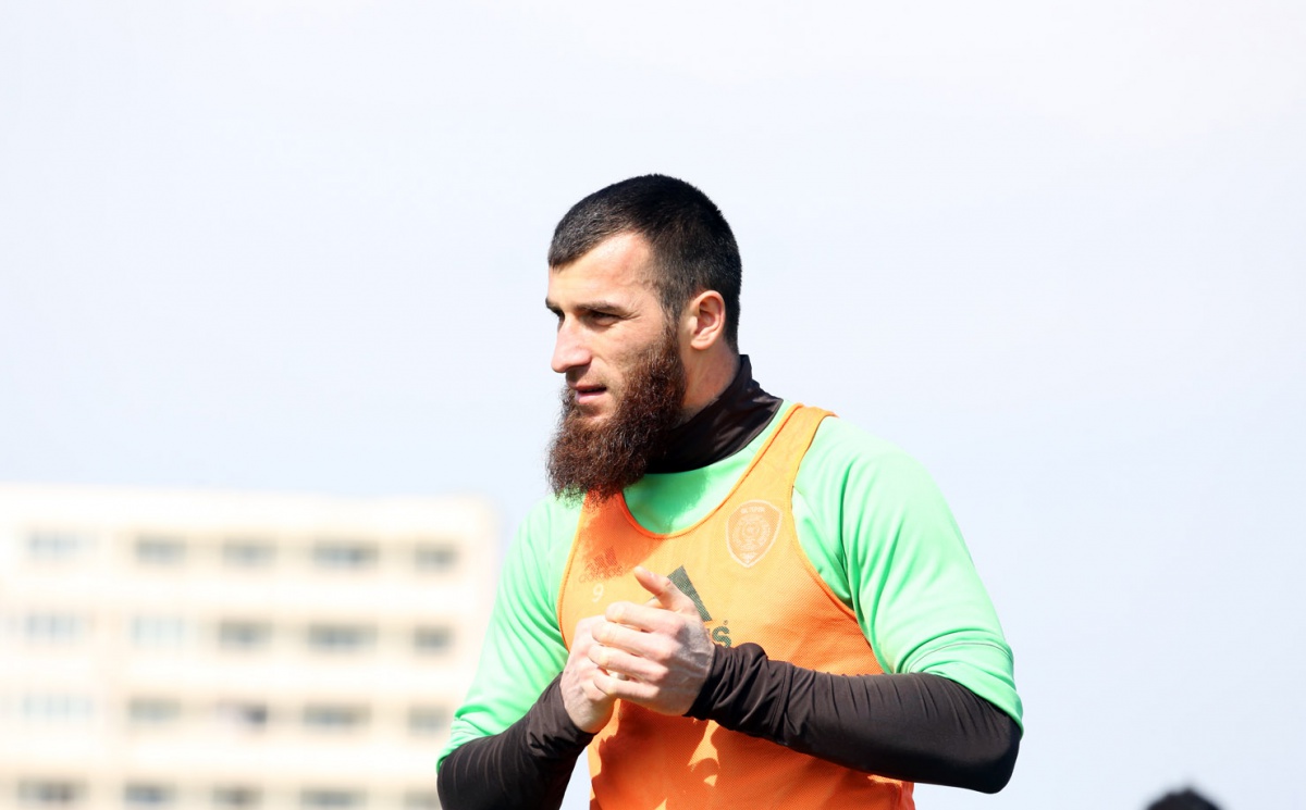 Заур Садаев: "Уверен, и голы будут, и победы"