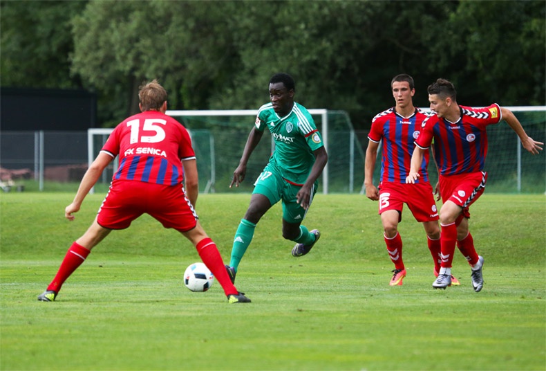 "Терек" сыграл вничью с "Сеницей"