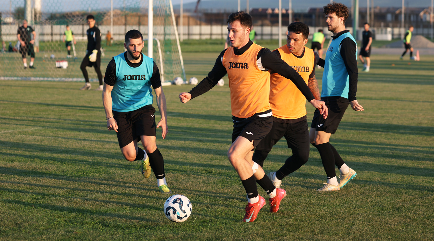 Грозненцы ведут подготовку к матчу с "Акроном"