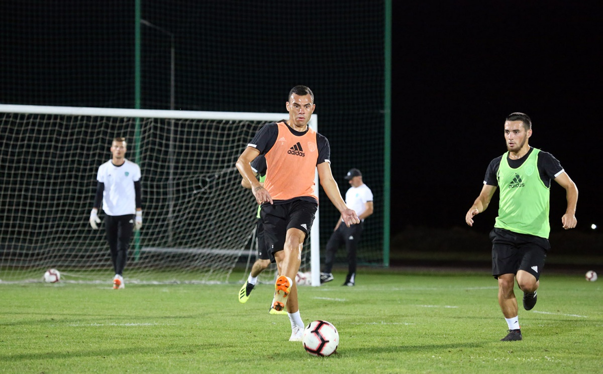 Фоторепортаж: Подготовка к матчу с «Уфой»