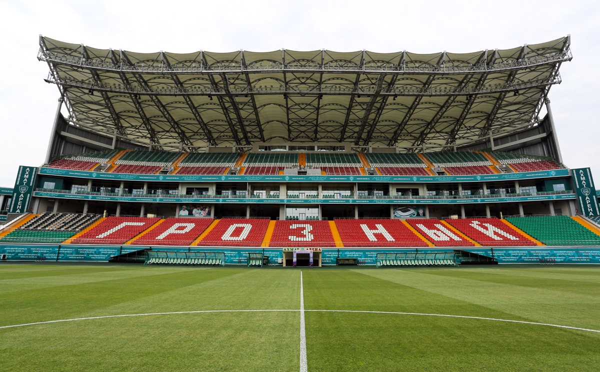 Магомед Оздоев и Норберт Дьембер покидают "Терек"