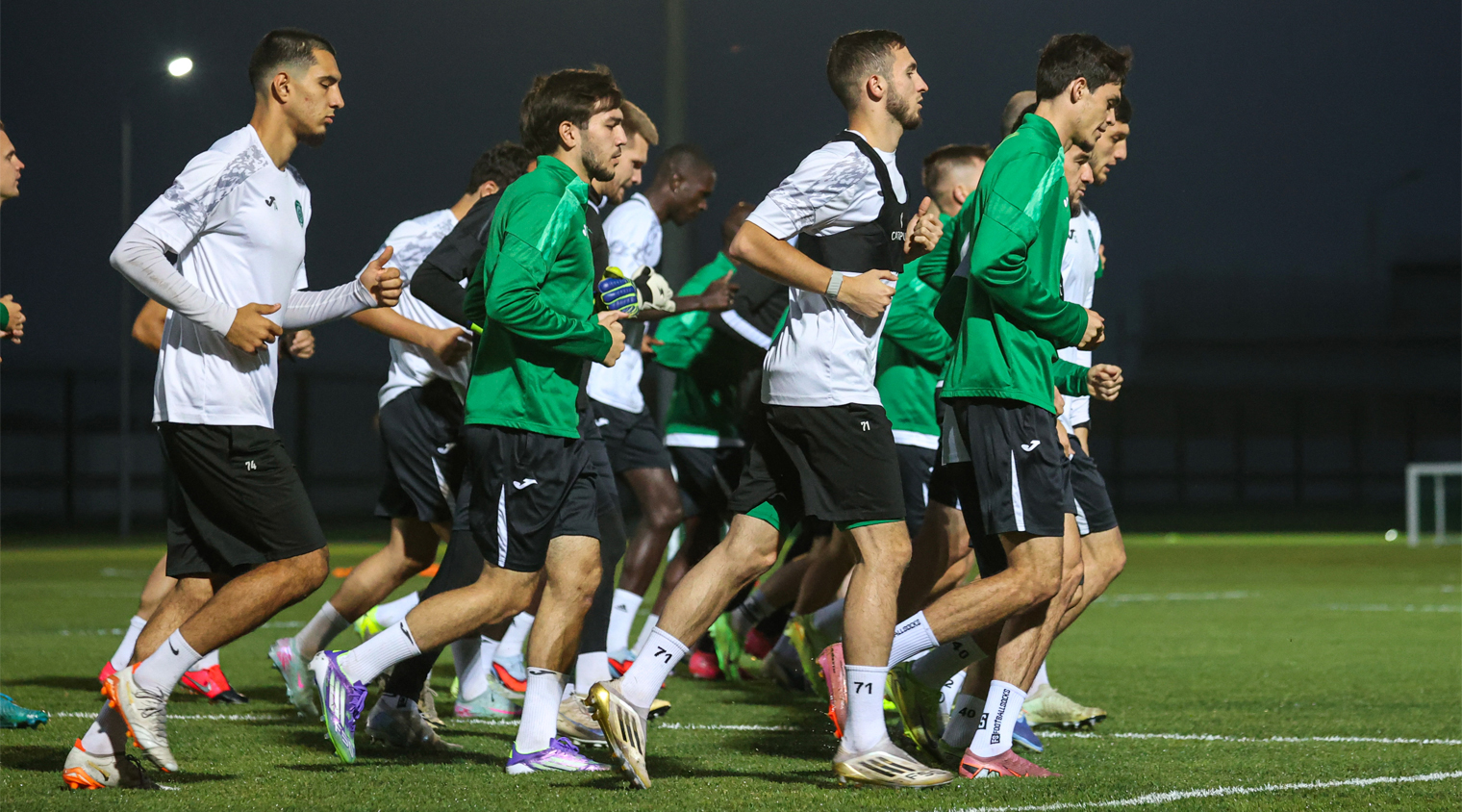 Грозненцы возобновили тренировки после матча с «Краснодаром»