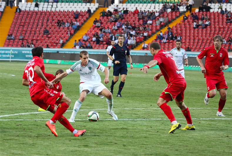 «Терек» разгромил «Уфу» в Грозном