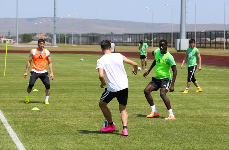 «Терек» провел восстановительную тренировку на «Ахмат-Арене»