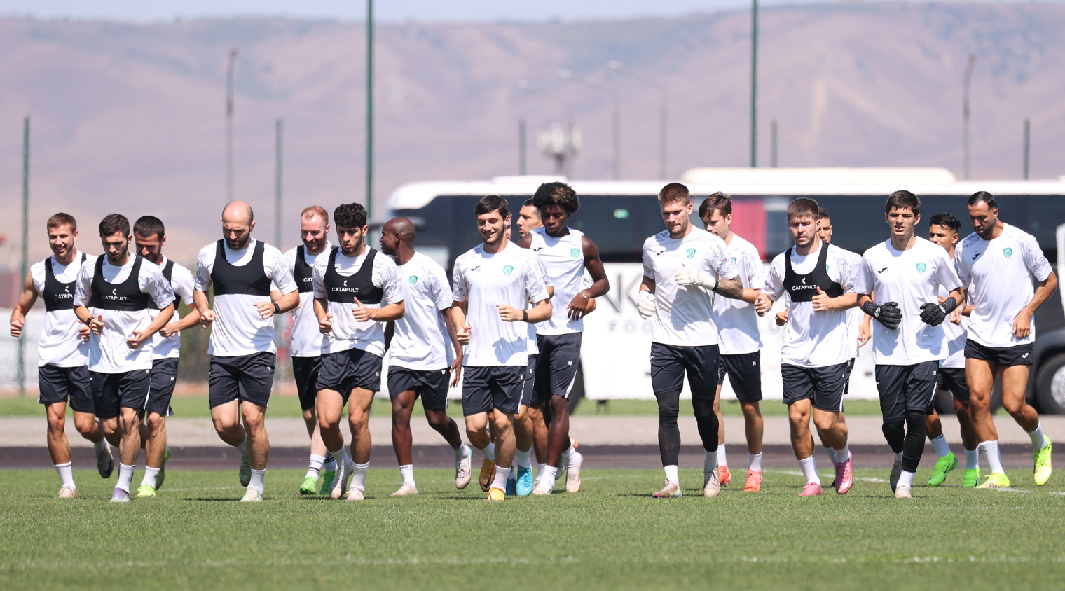 Фотосет с тренировки «Ахмата» в сентябрьскую паузу