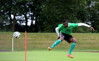 Фоторепортаж: Тренировка в Германии под аккомпанемент дождя 