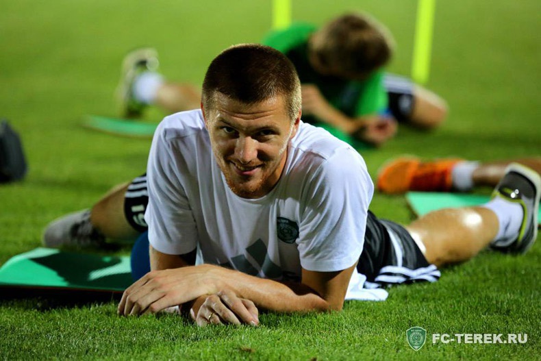 Олег Иванов проходит курс реабилитации