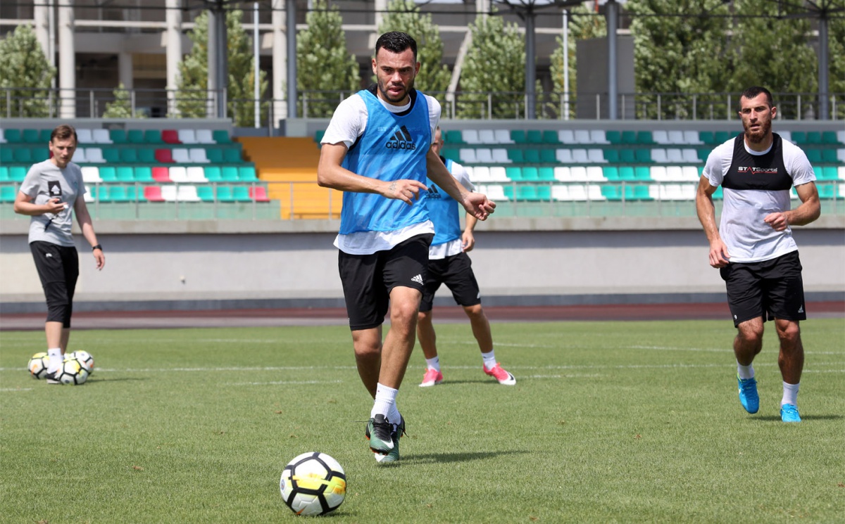 Грозненцы ведут подготовку к матчу 5-го тура с «Краснодаром»