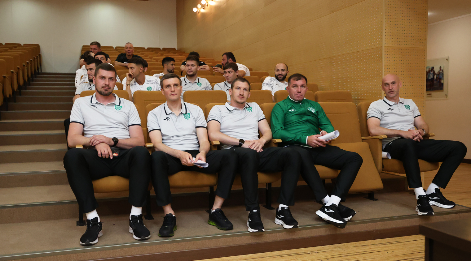 Главный тренер «Ахмата» Александр Сторожук сформировал свой штаб