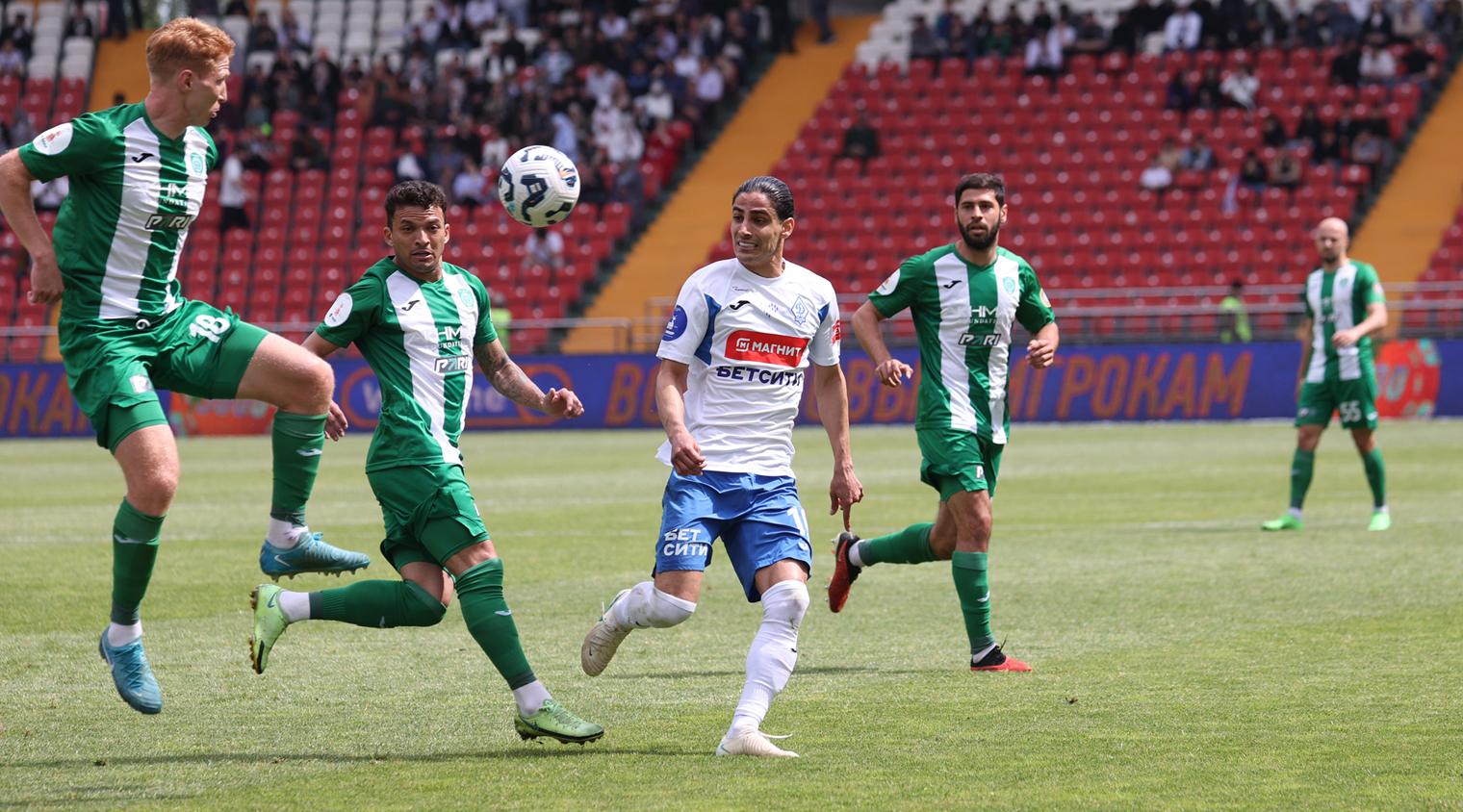 Фотосюжет с матча "Ахмат" - "Динамо" Махачкала