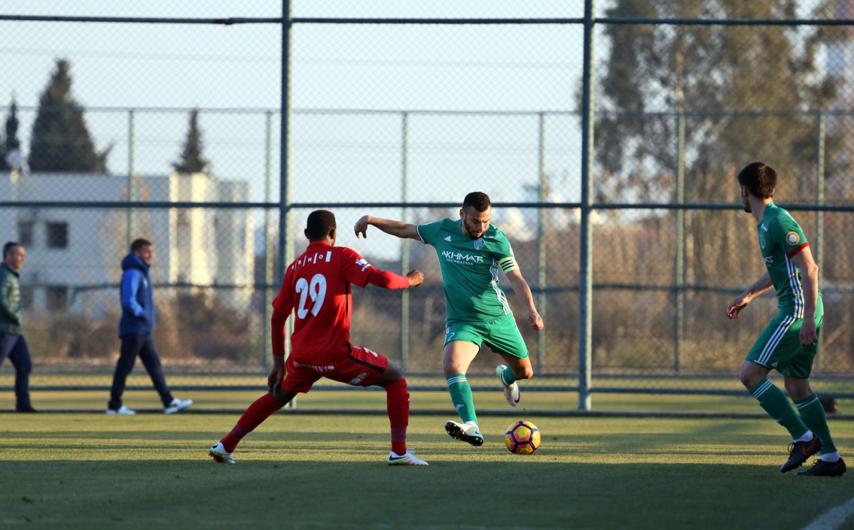 "Терек" одержал победу в товаришеском матче на сборах