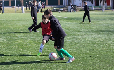 Весенние каникулы – пора детских футбольных турниров