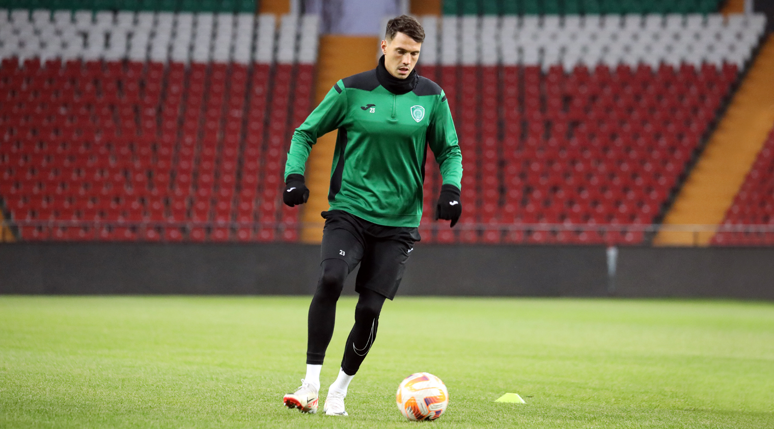 Грозненцы провели предматчевую тренировку