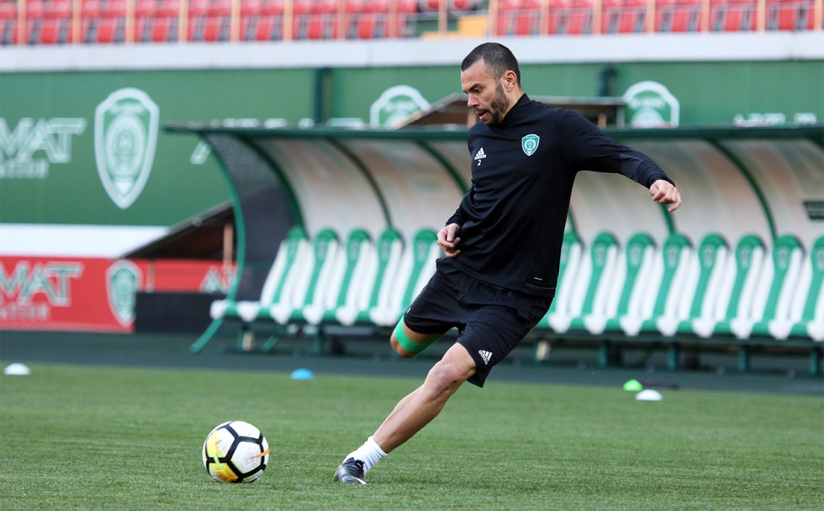 Фоторепортаж с тренировки на "Ахмат-Арене"