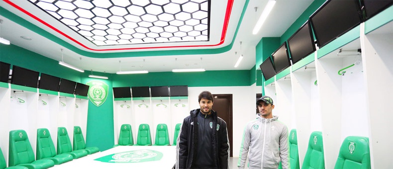 Новички "Терека" познакомились с "Ахмат-Ареной"