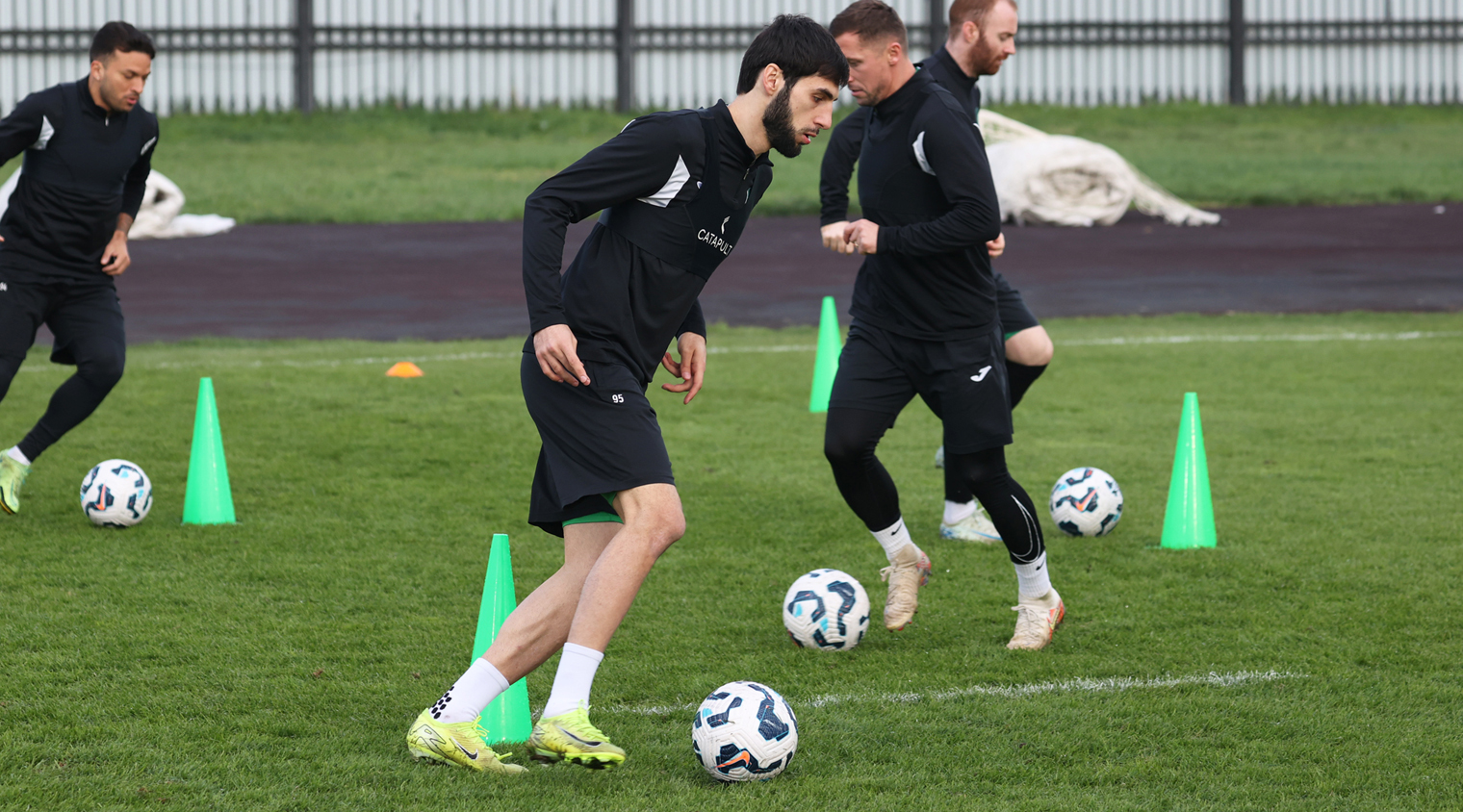 "Ахмат" продолжает подготовку к матчу со "Спартаком"