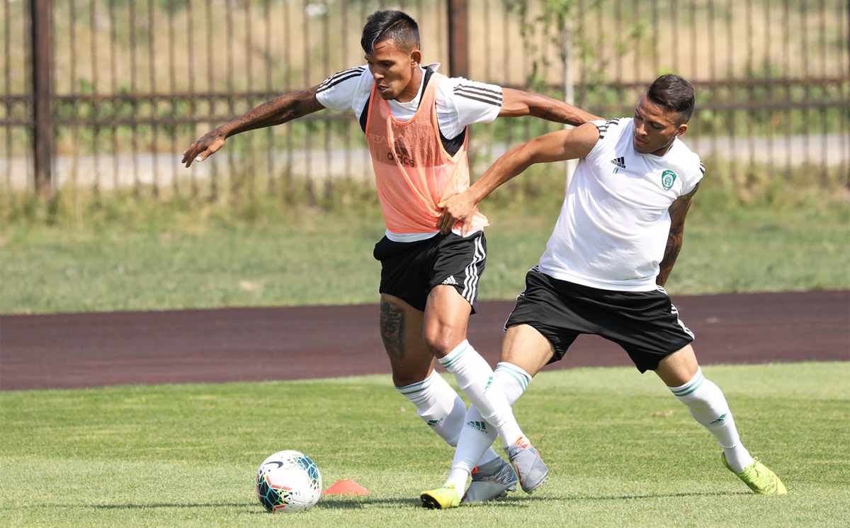 "Ахмат" провел заключительную тренировку в Грозном перед выездным матчем