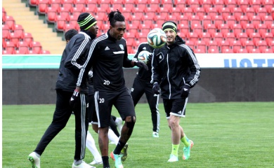 «Терек» провел предыгровую тренировку на «Ахмат-Арене».