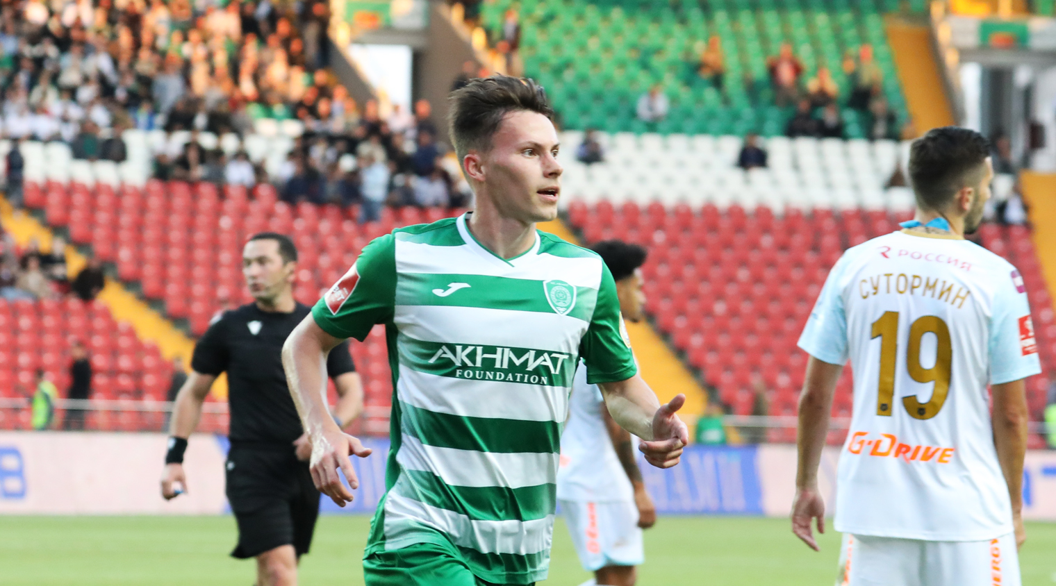 Олейников - лучший игрок матча "Ахмат" - "Зенит" по версии болельщиков