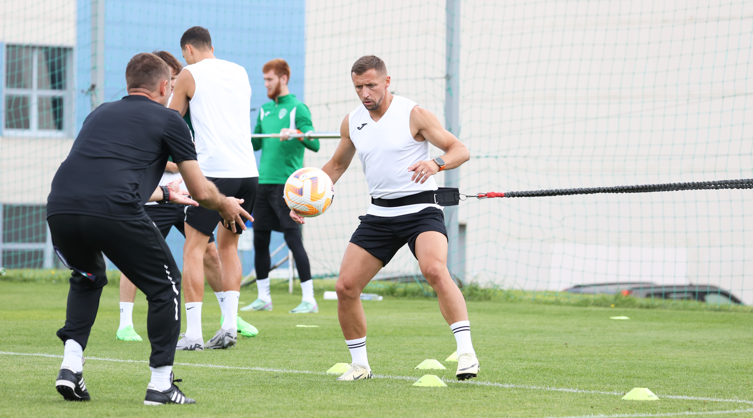 Грозненцы ведут подготовительную работу на летнем сборе