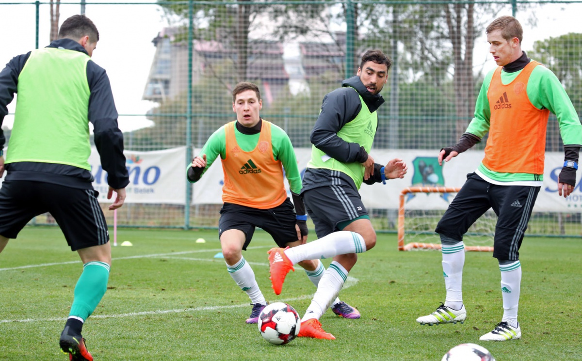 Во вторник "Терек" провел две тренировки