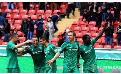 С Рахимовым шаг за шагом. Как «Терек» провёл сезон-2014/15