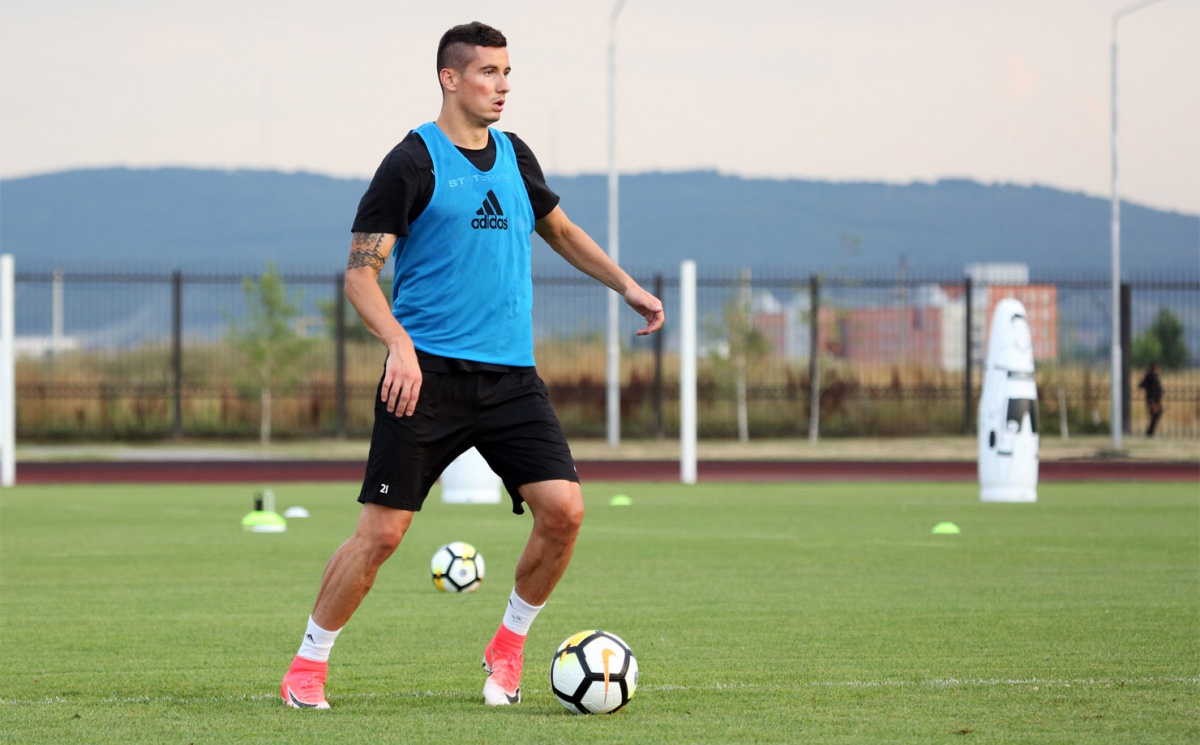 Грозненцы начали подготовку к матчу 3-го тура с "Динамо"