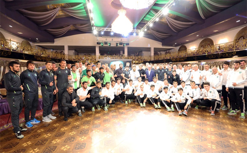 Рамзан Кадыров встретился с ФК "Терек"