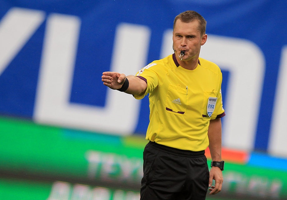 Владислав Безбородов – главный арбитр матча «Динамо» - «Ахмат»