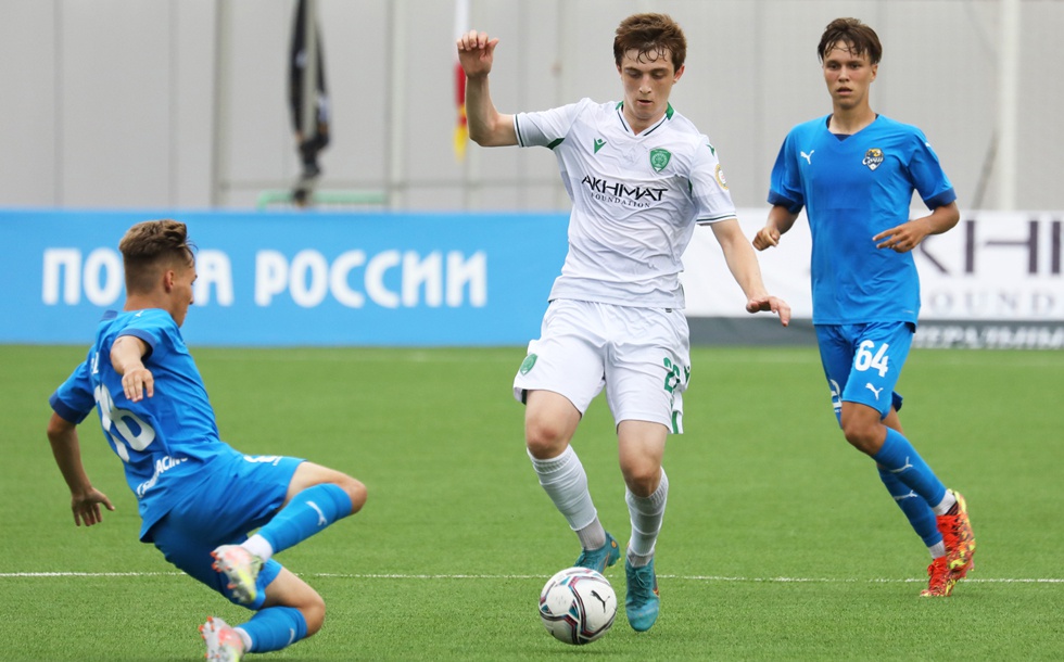 Фоторепортаж с матча МФЛ "Ахмат" - "Сочи"