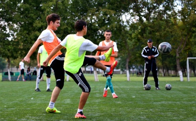 Фоторепортаж: Тренировка молодежного состава «Терека»