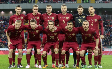 Олег Иванов сыграл за сборную России, Рыбус остался в запасе сборной Польши