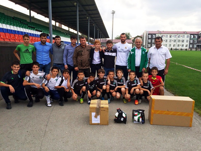 Футболисты «Терека» побывали в Академии футбола «Рамзан»