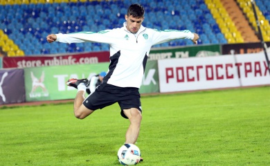 Милад Мохаммади провел матч за сборную Ирана