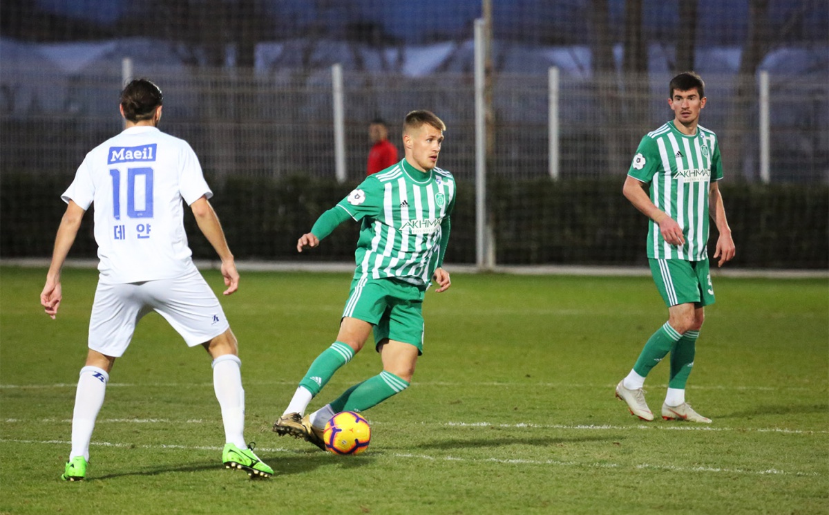 Фоторепортаж с матча «Ахмат» – «Сувон Самсунг Блюуингз»