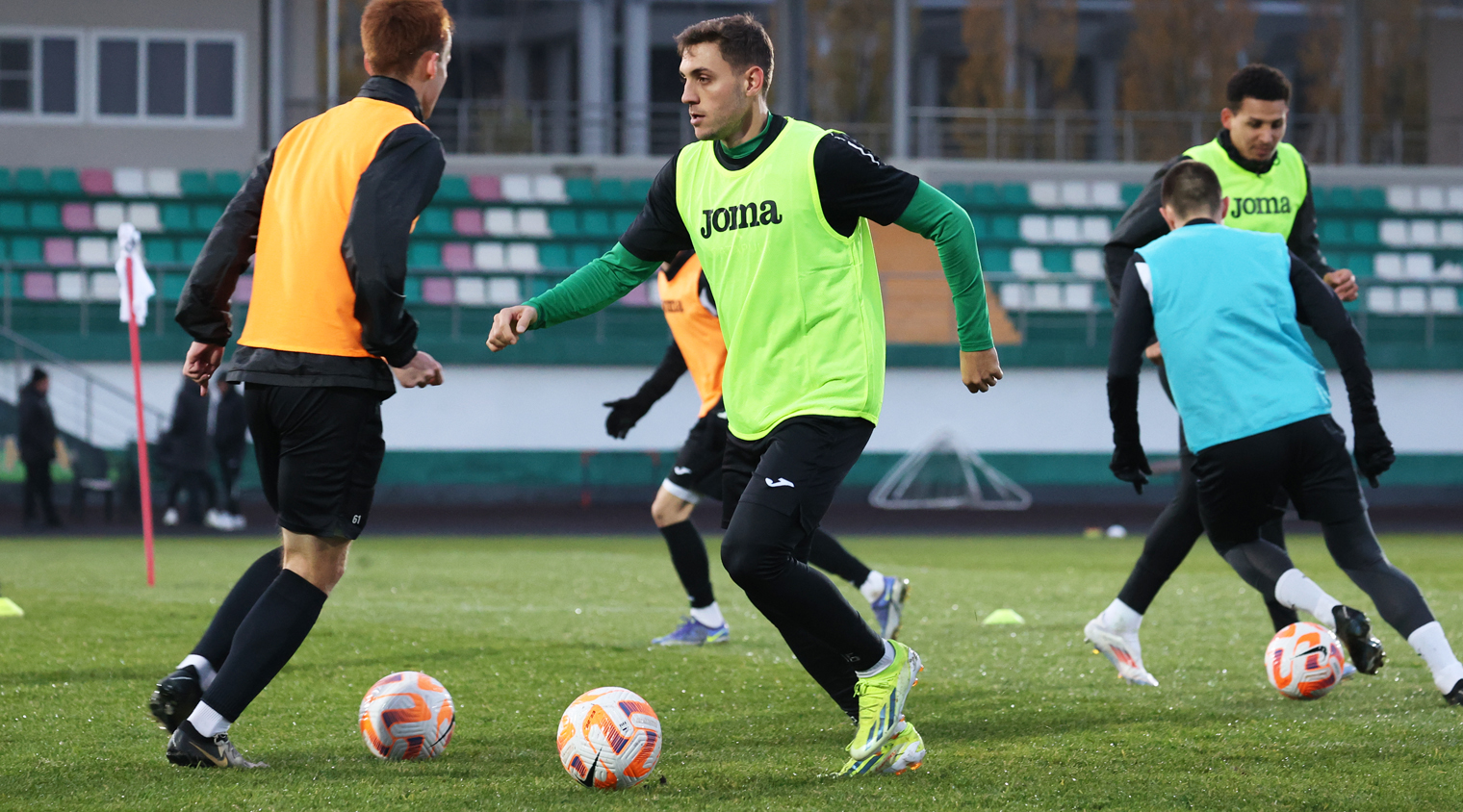 "Ахмат" ведет подготовку к матчу с "Крыльями Советов"