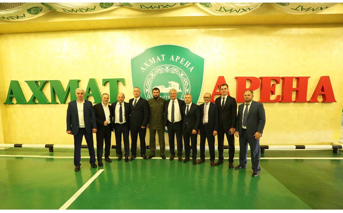 Делегация совместной комиссии УЕФА, РФС и РПЛ прибыла в Чеченскую Республику.