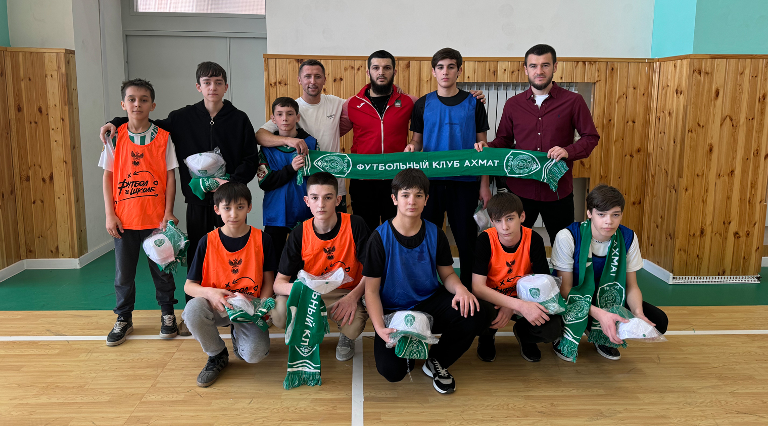 Уциев и Бериша посетили грозненскую школу № 60 