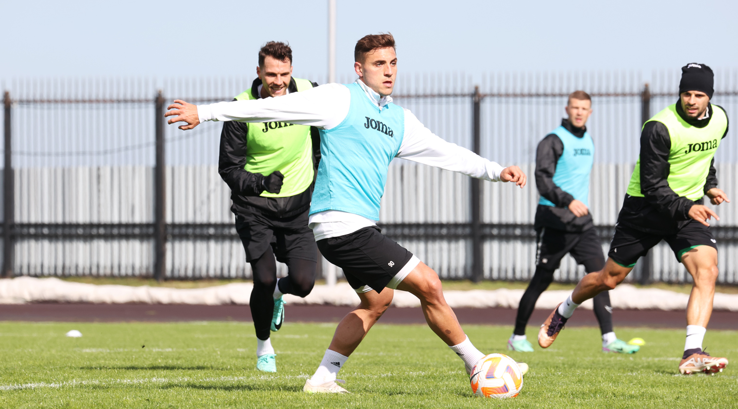 Тренировки день за днем: готовимся к игре с "Уралом"