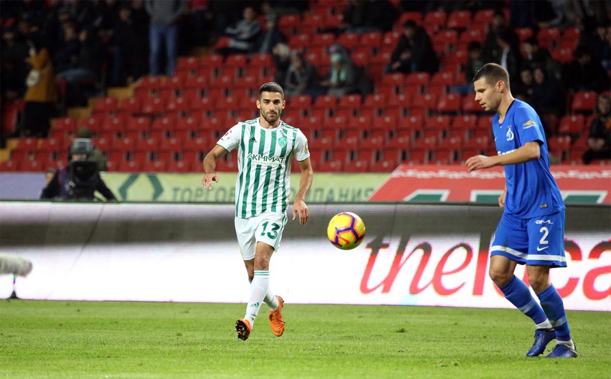 «Ахмат» в гостях сыграл вничью с  «Динамо» со счетом 0-0