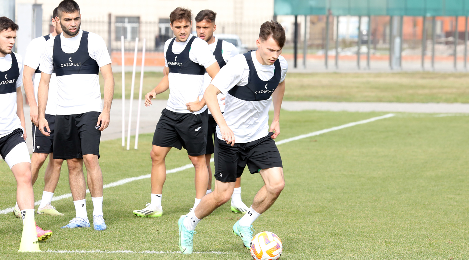 Грозненцы ведут подготовку к матчу с "Зенитом"