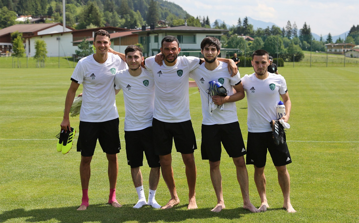 В первые дни на летних сборах команда работает над «физикой»